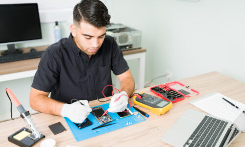 Curso de manutenção de celular, Iphone e Tablet